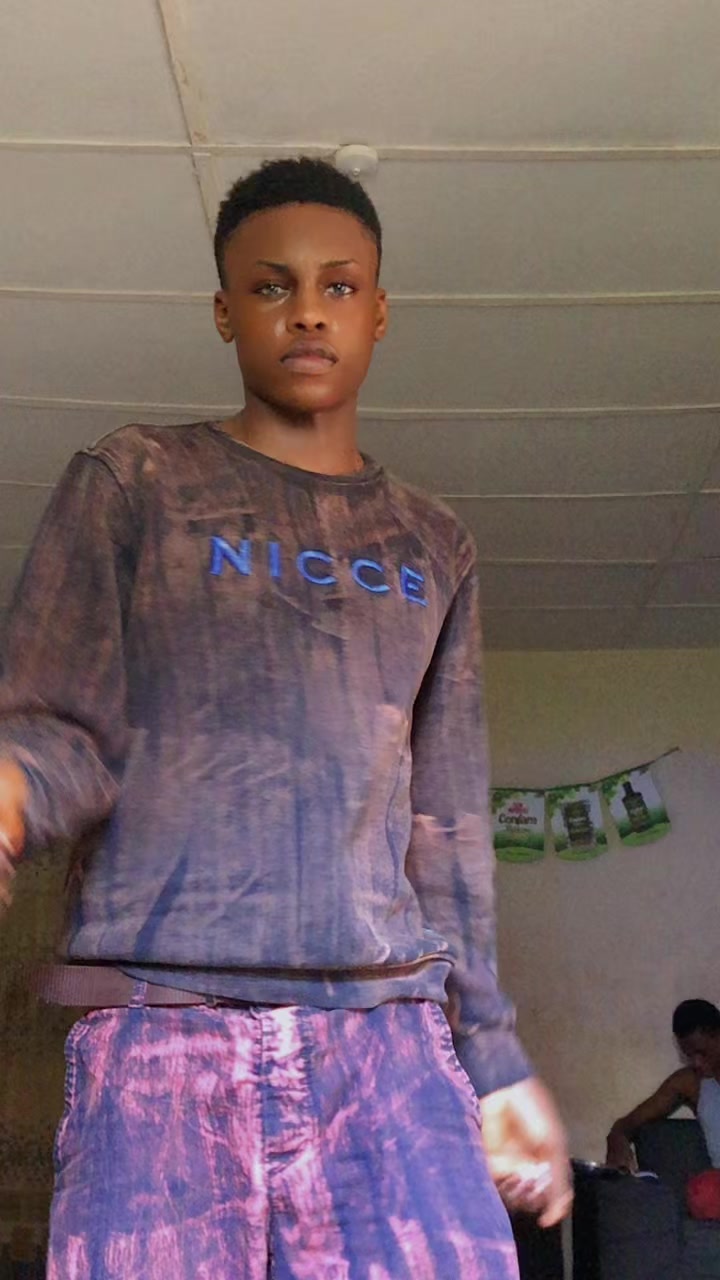 @shalomthefemboy