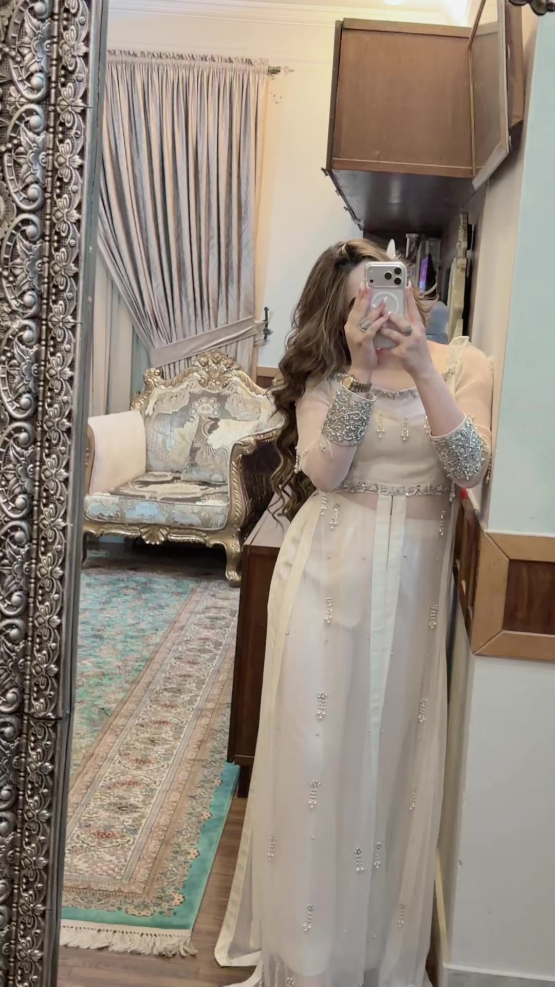 @Malaikakhattak444