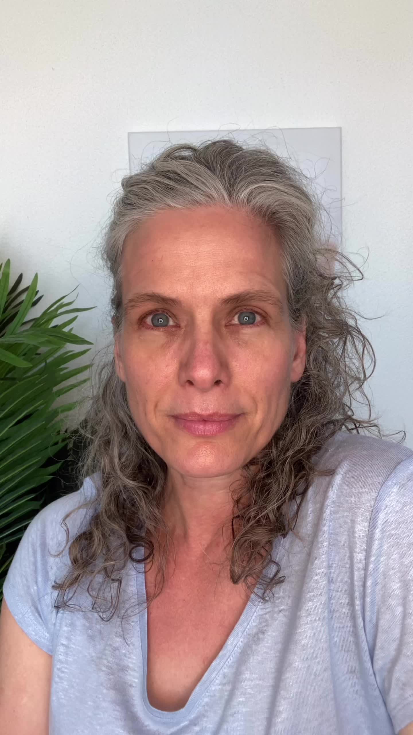 @ninaschennach_faceyoga