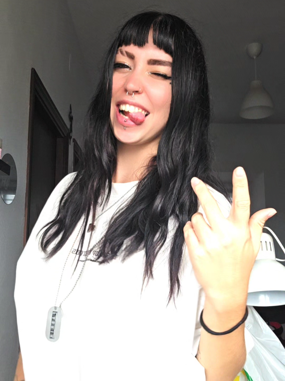 @Daniela⚡