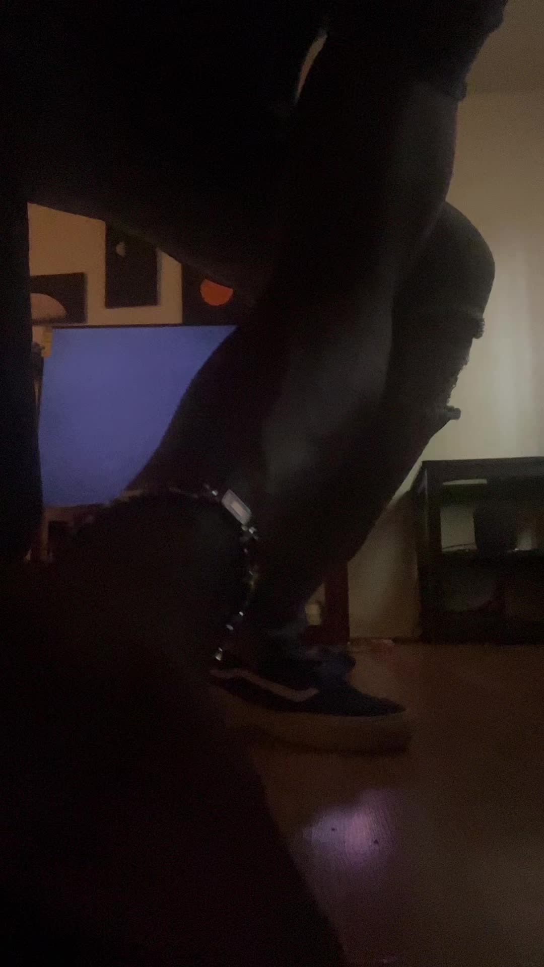 @adams.man2