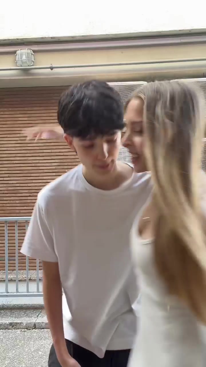 @𝒍𝒐𝒓𝒆
