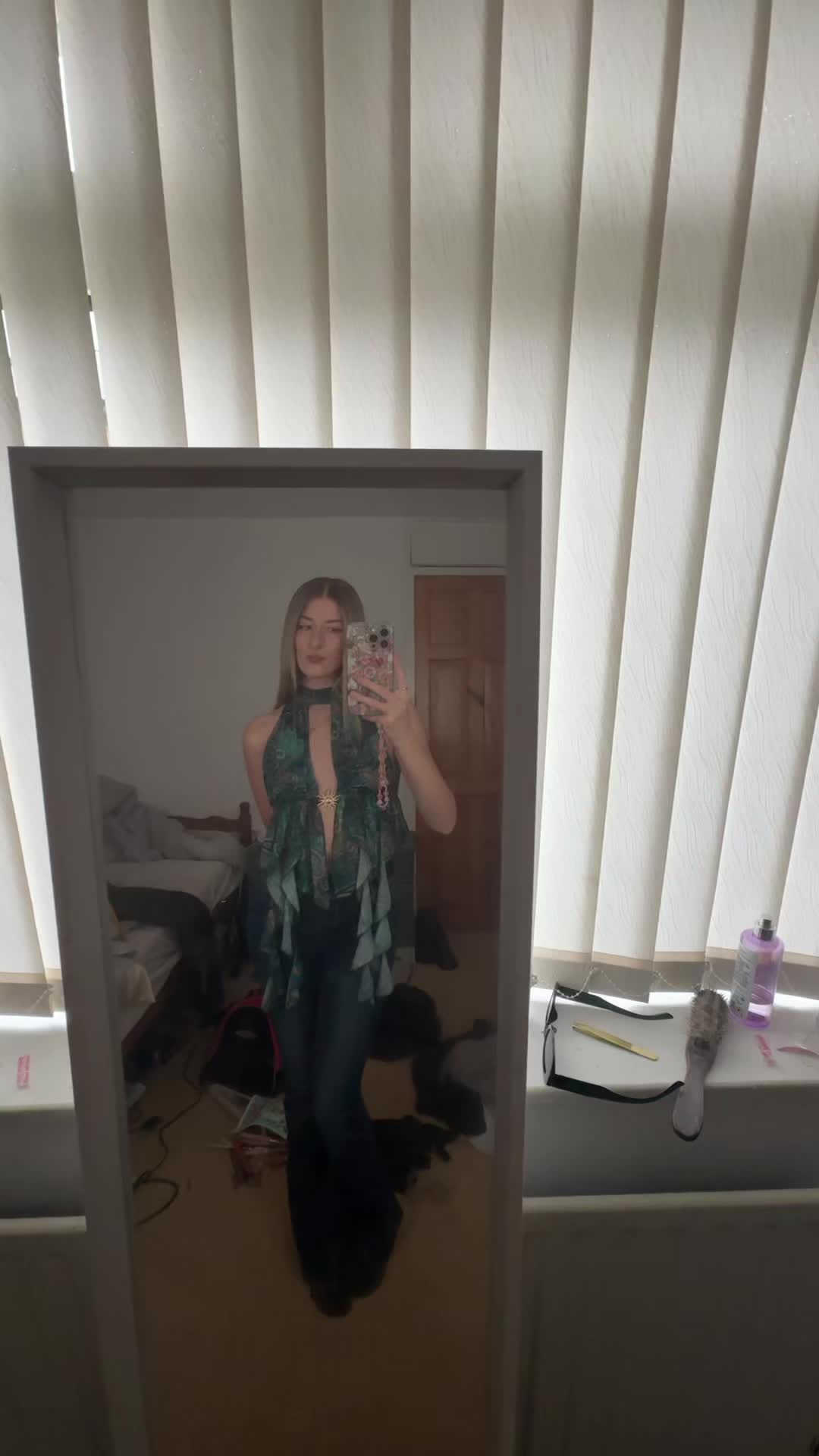 @lucy <3