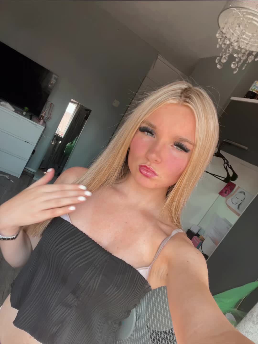 @𝒜❦