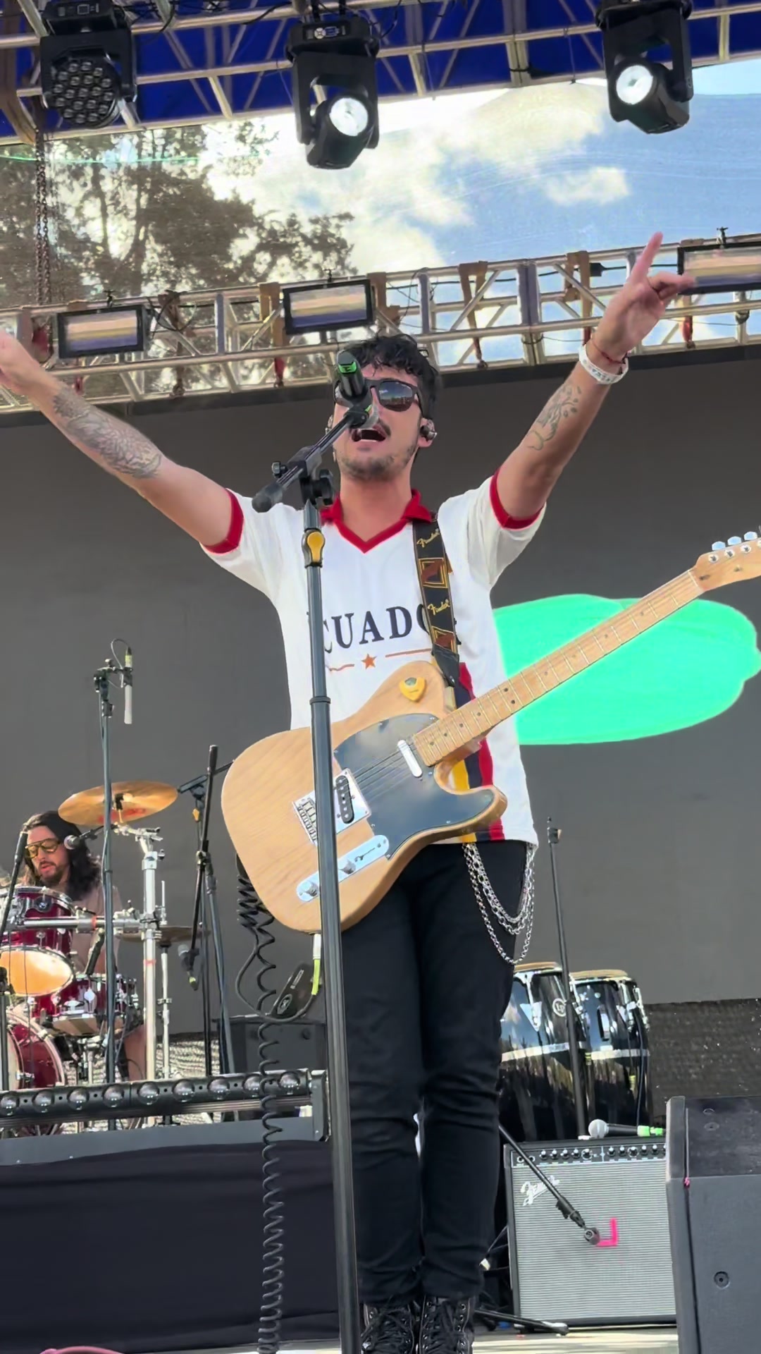 @musiquitaconf