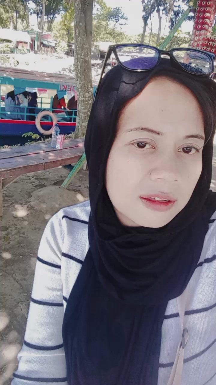 @Dhekk wha🥰
