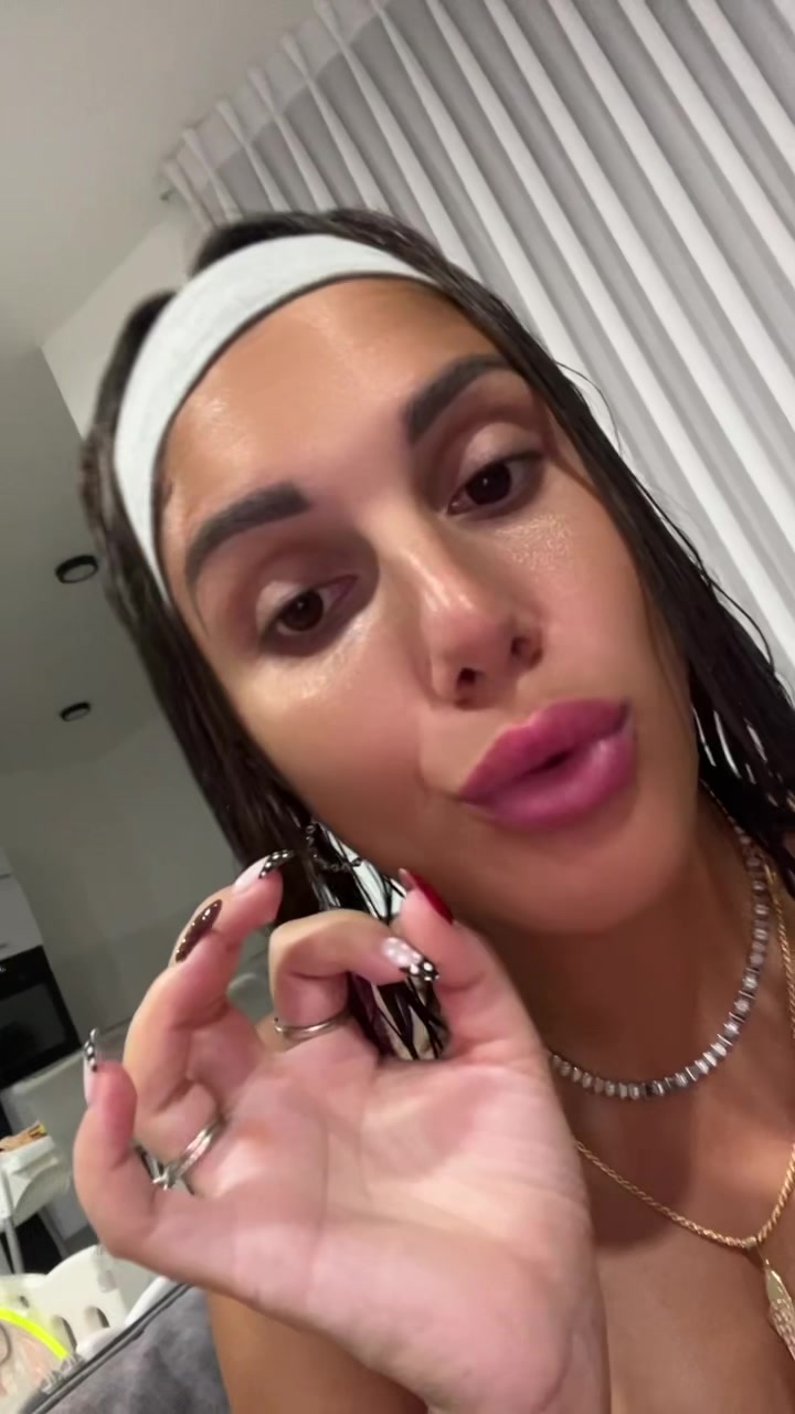@Julia Alezrah