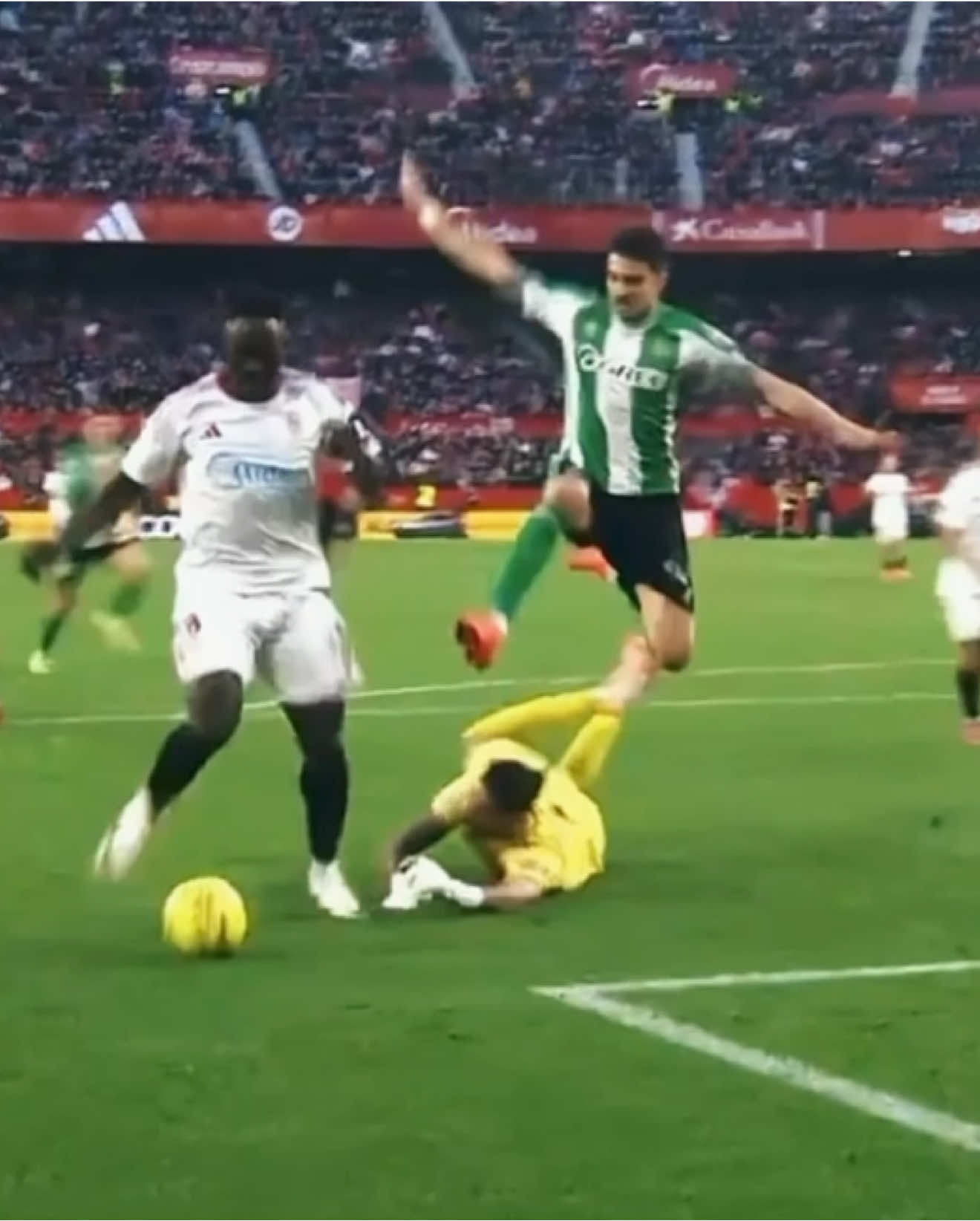 @Marc Bartra