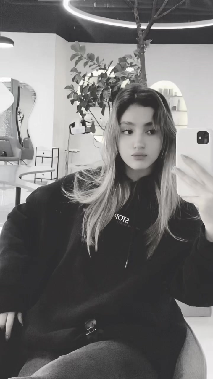 @Setayesh Rezvani