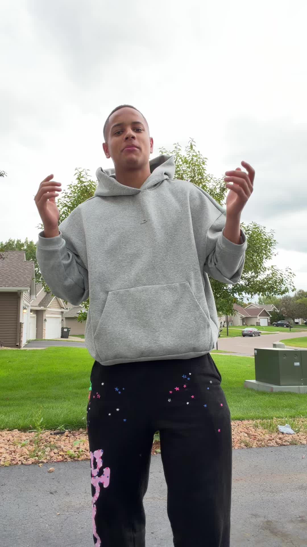 @4