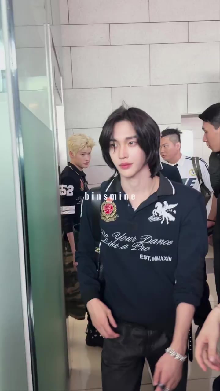 @돌병💂&zwj;♂️ྀི