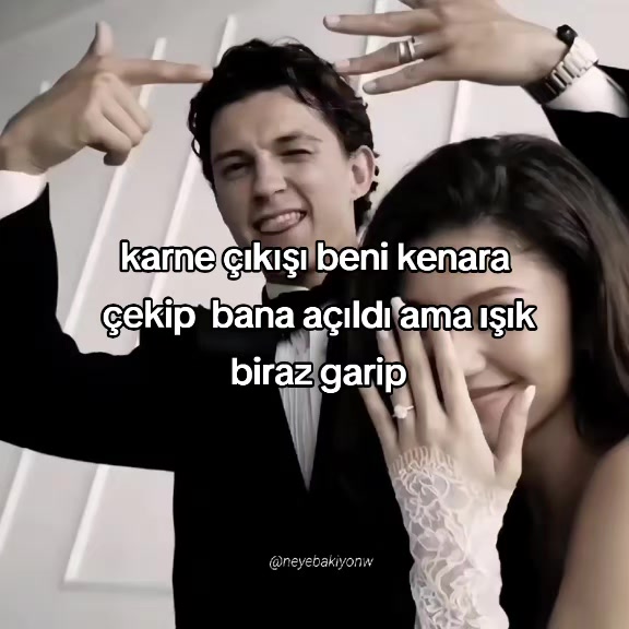 @ꨄ