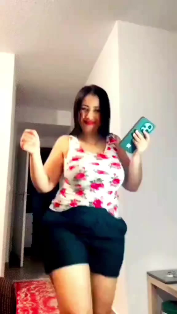 @Nahla11