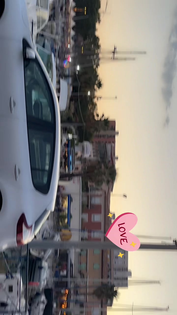 @Lili