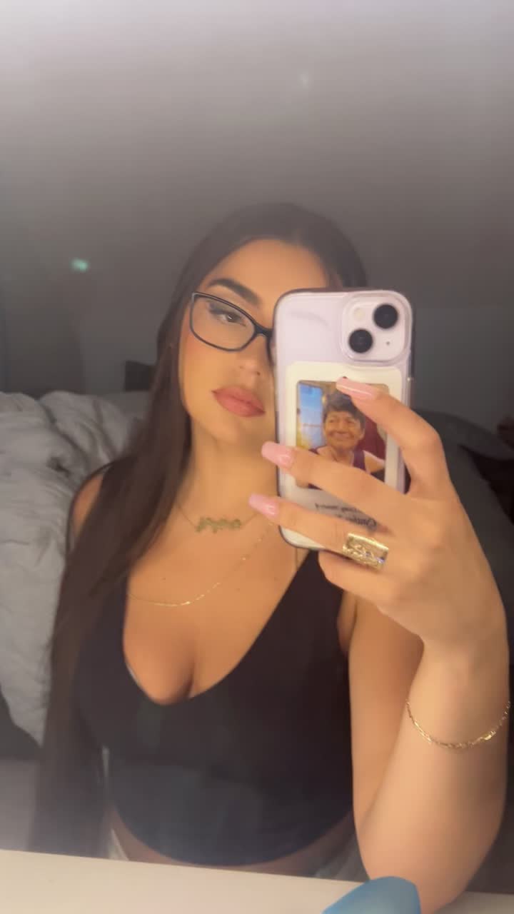 @Alinexoox
