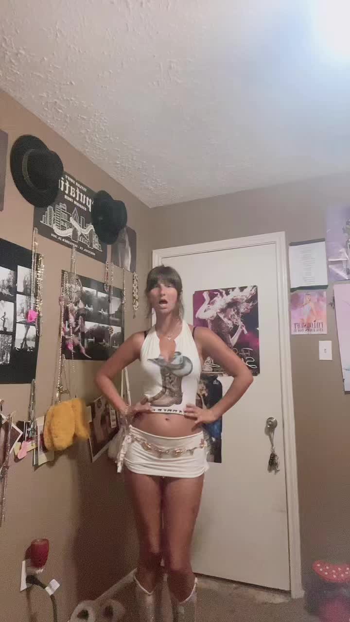 @the.life.of.a.showgirlts