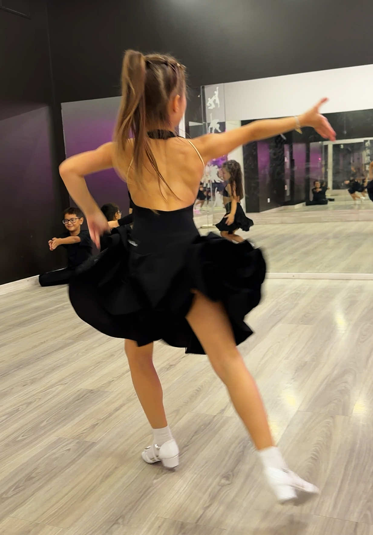 @mykolaienko.dance