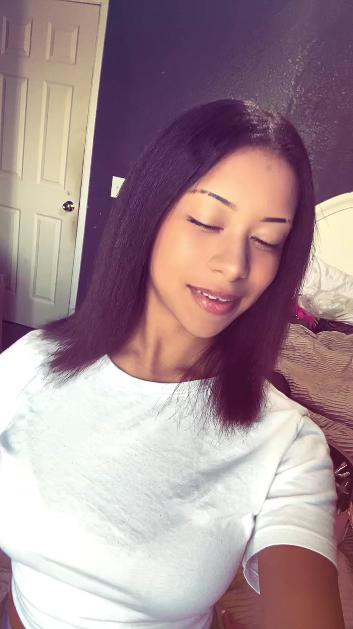 @👾