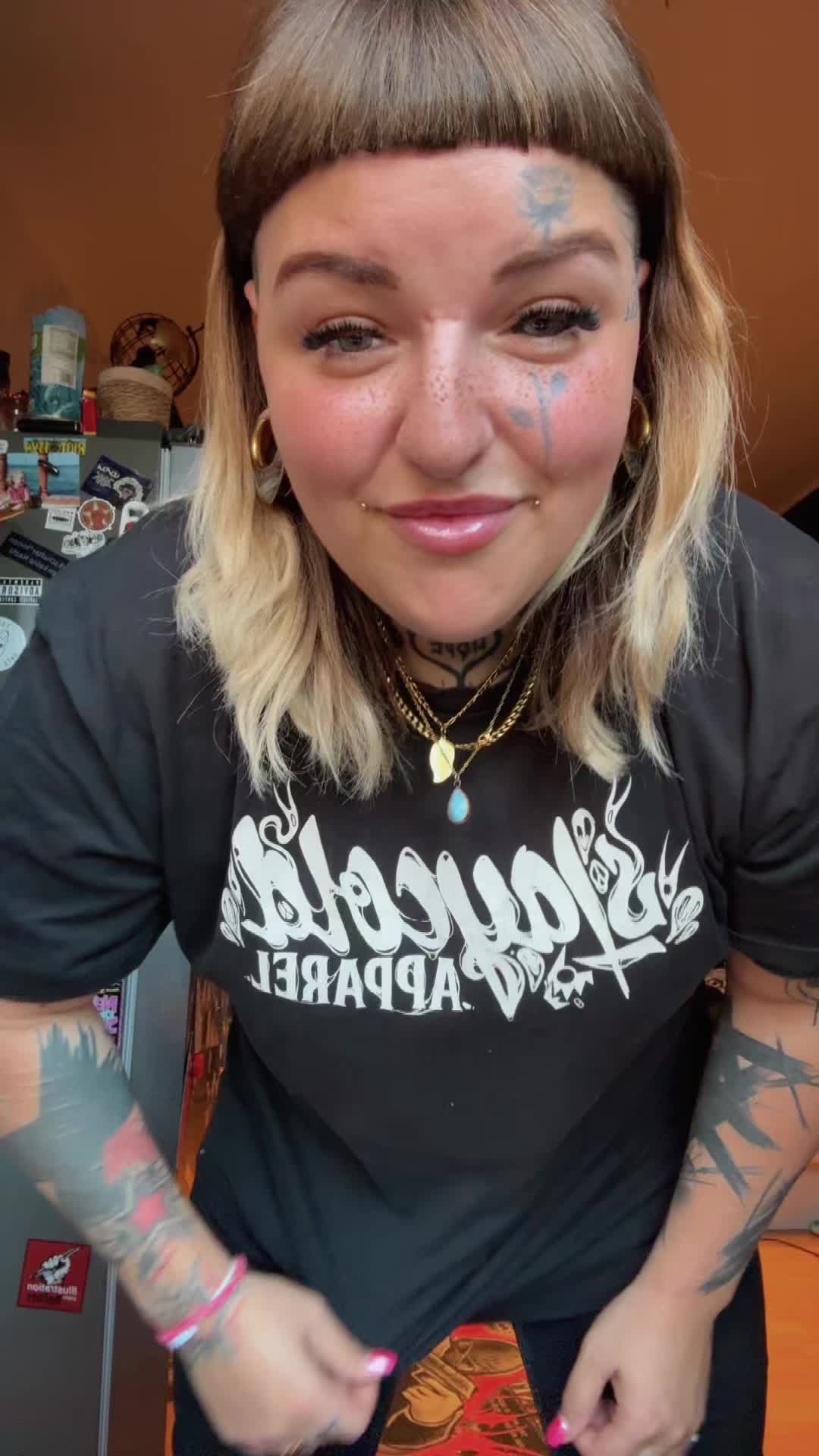 @inksane_annii
