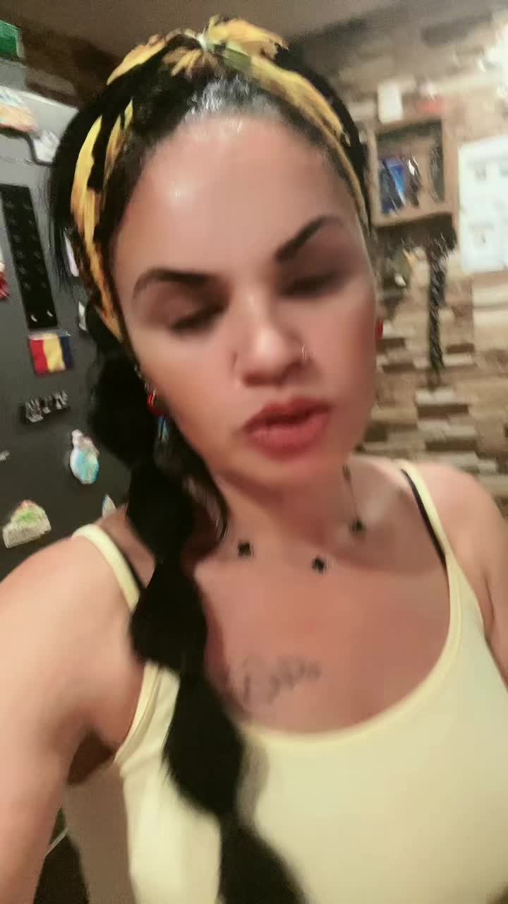 @Larisa