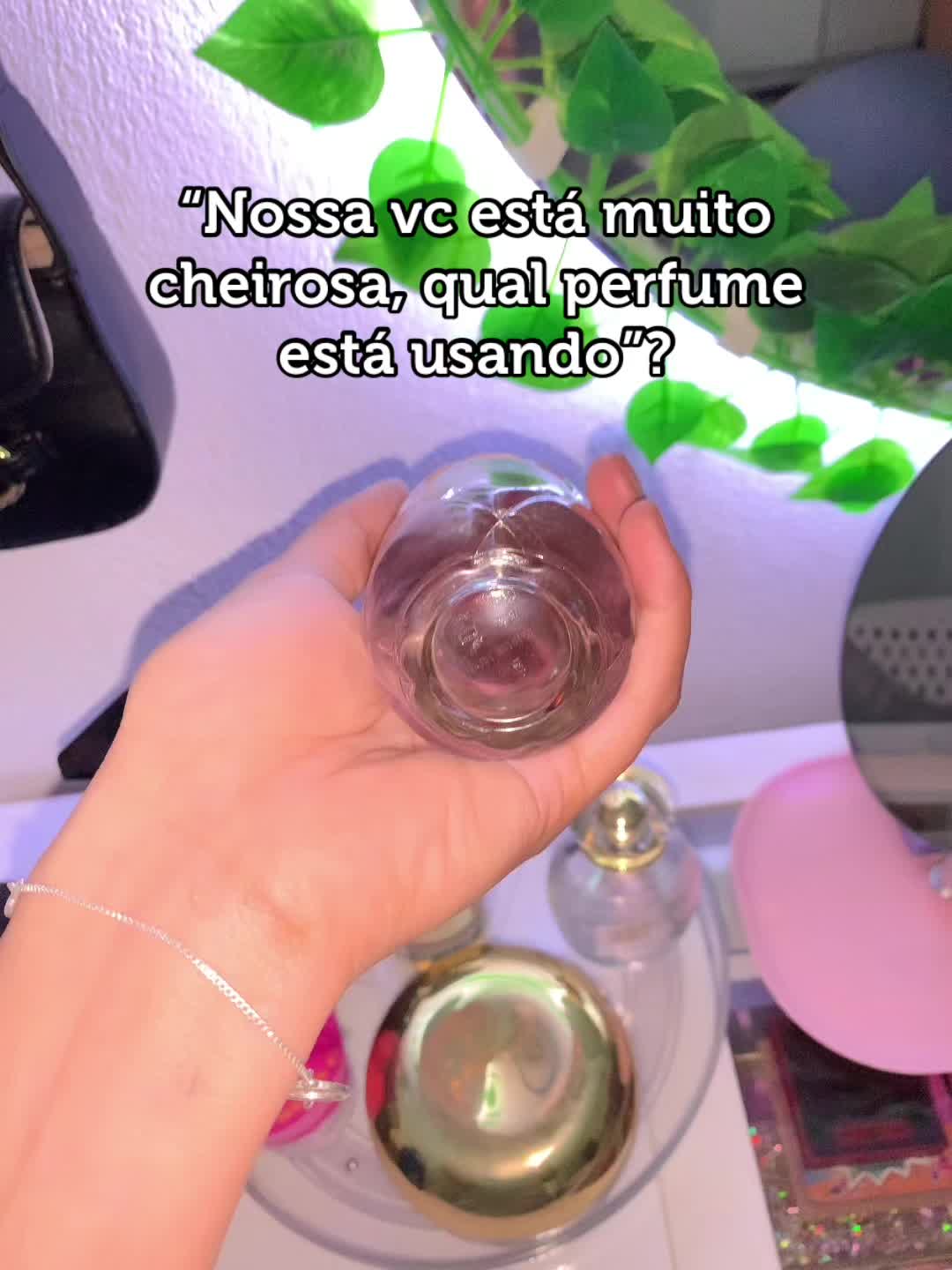 @Jennifer Lorrana 🐝