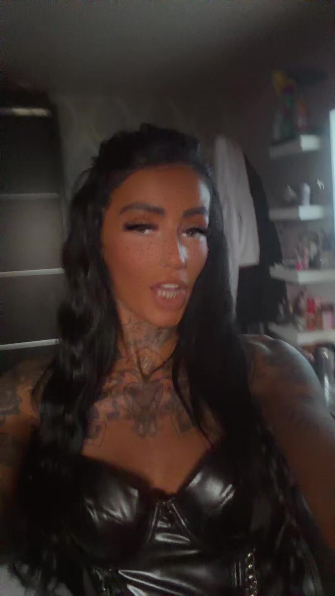 @𝓒𝓪𝓻𝓵𝓪🖤
