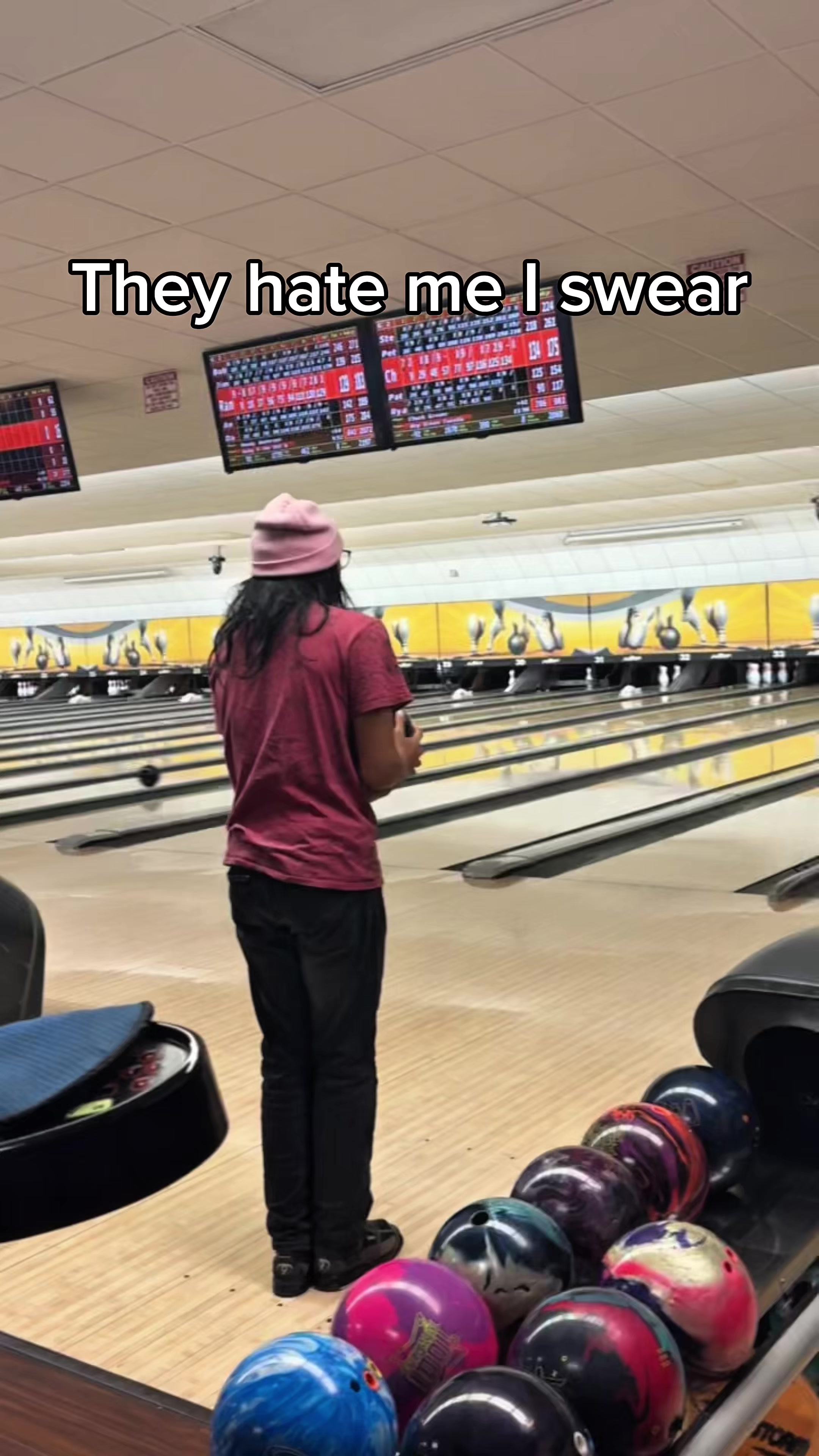 @Bowlinghateslefties