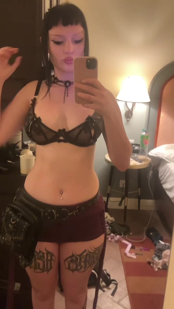 @Lara
