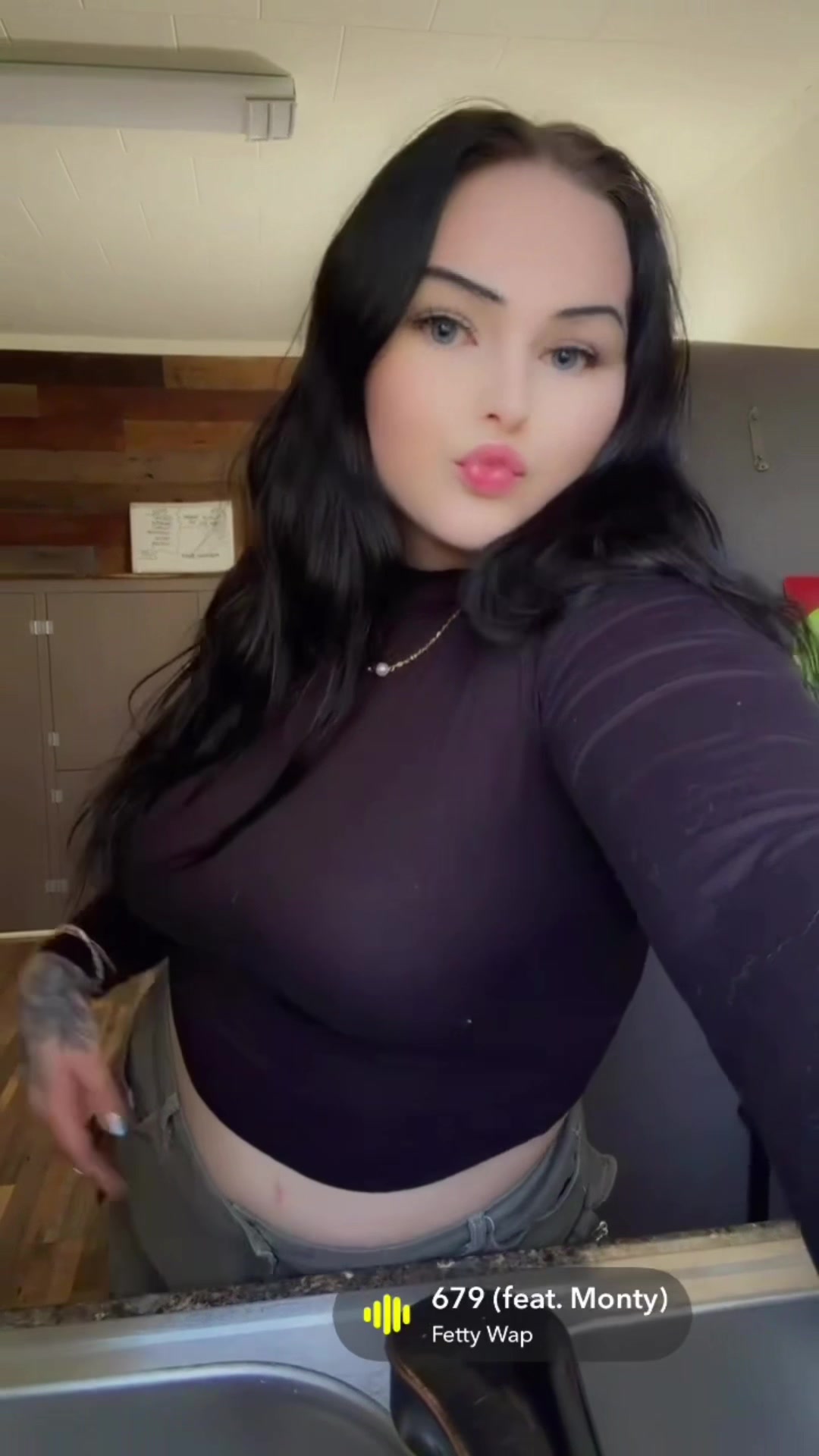 @honeylove100_