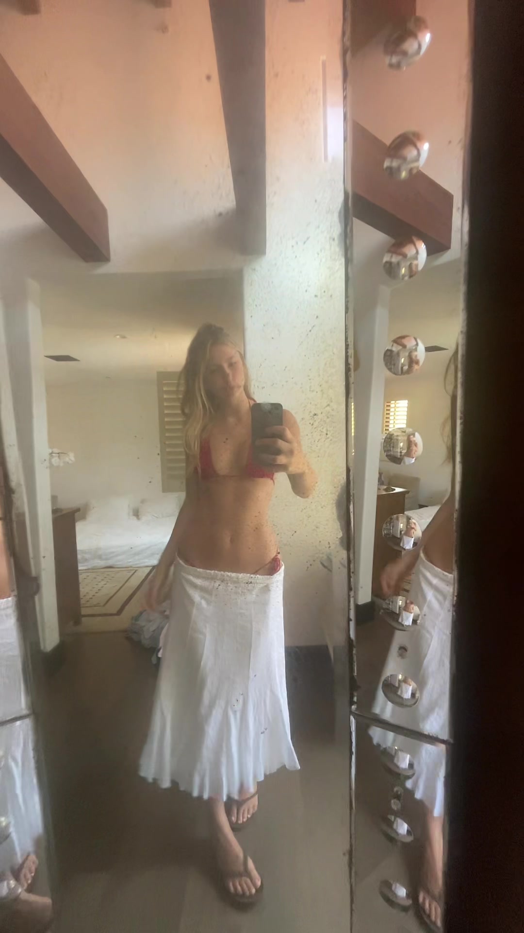 @CocoReisman