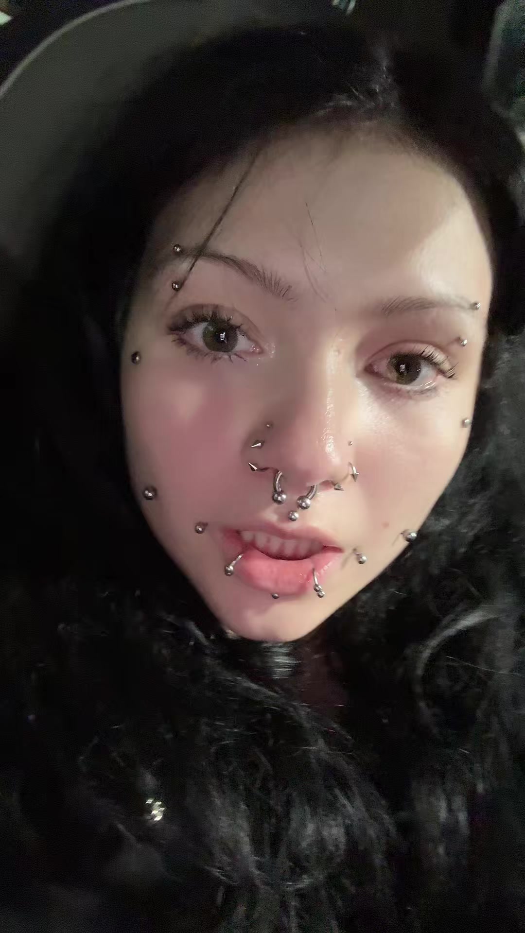 @miss.porcelain_
