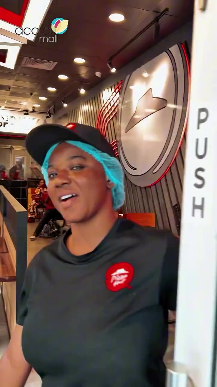 @Pizza Hut Ghana ๐