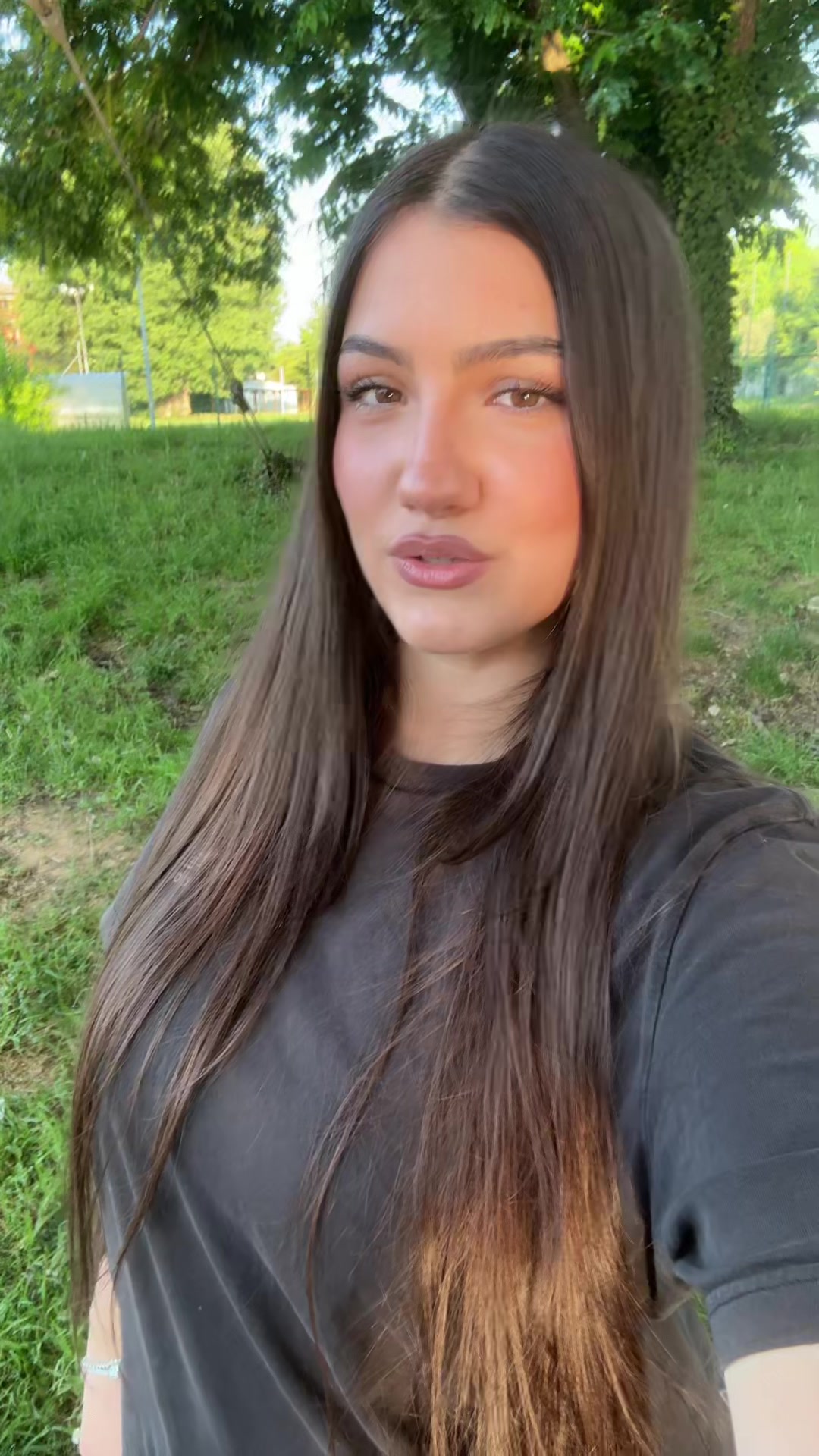 @stellahoxha_