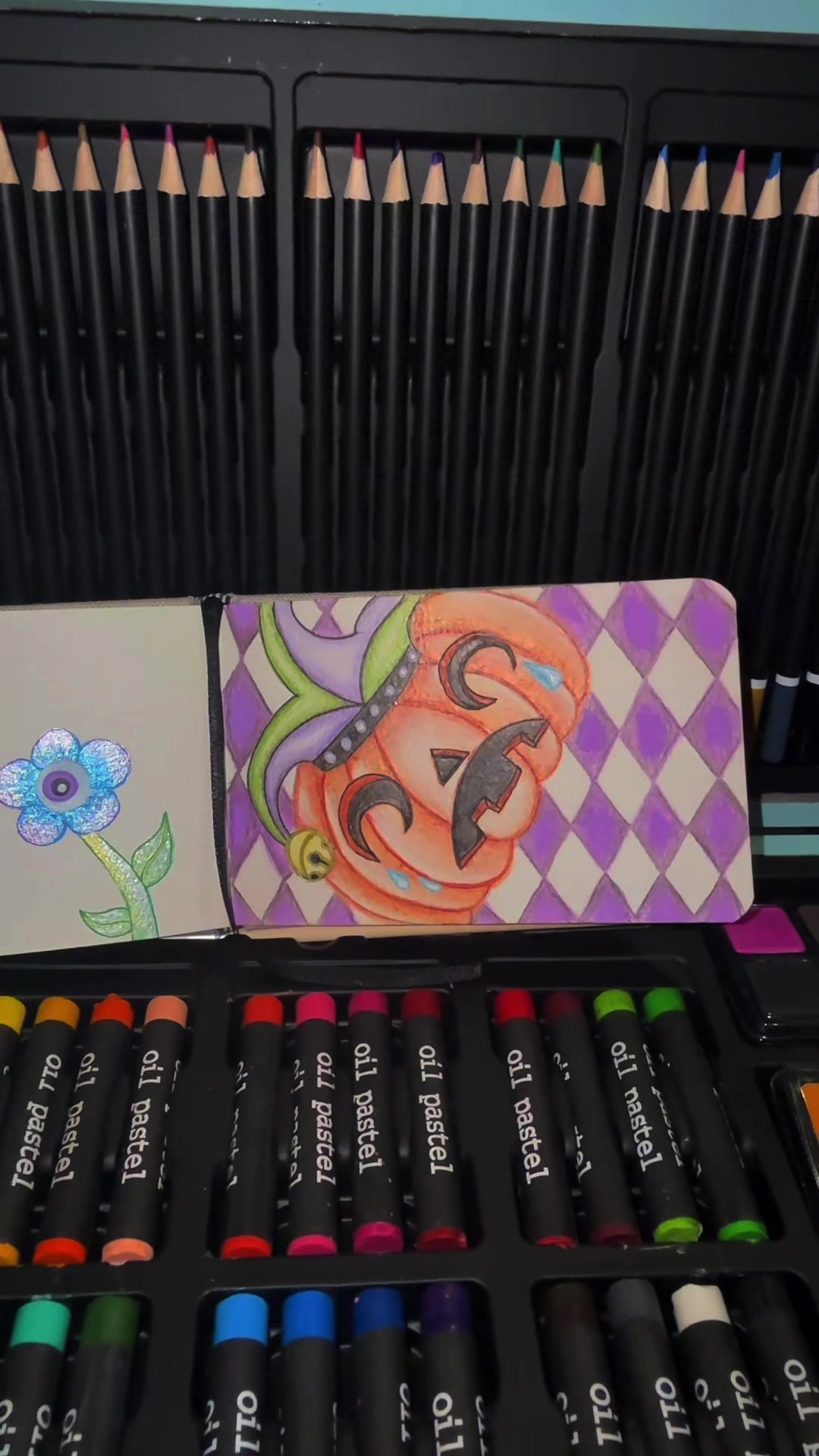 @SquishyBeeArt ๐๐ณ๏ธ๐๐