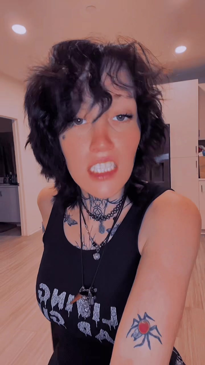 @GoThGoObeR