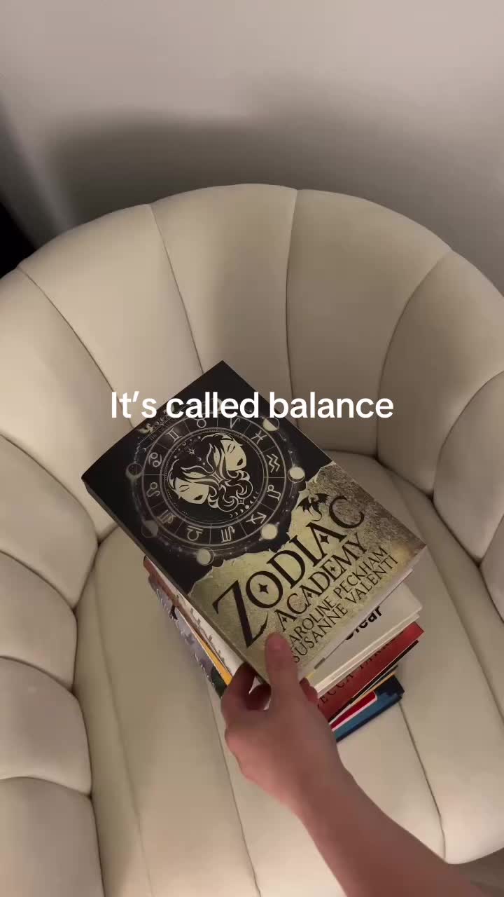 @lyndseyknight