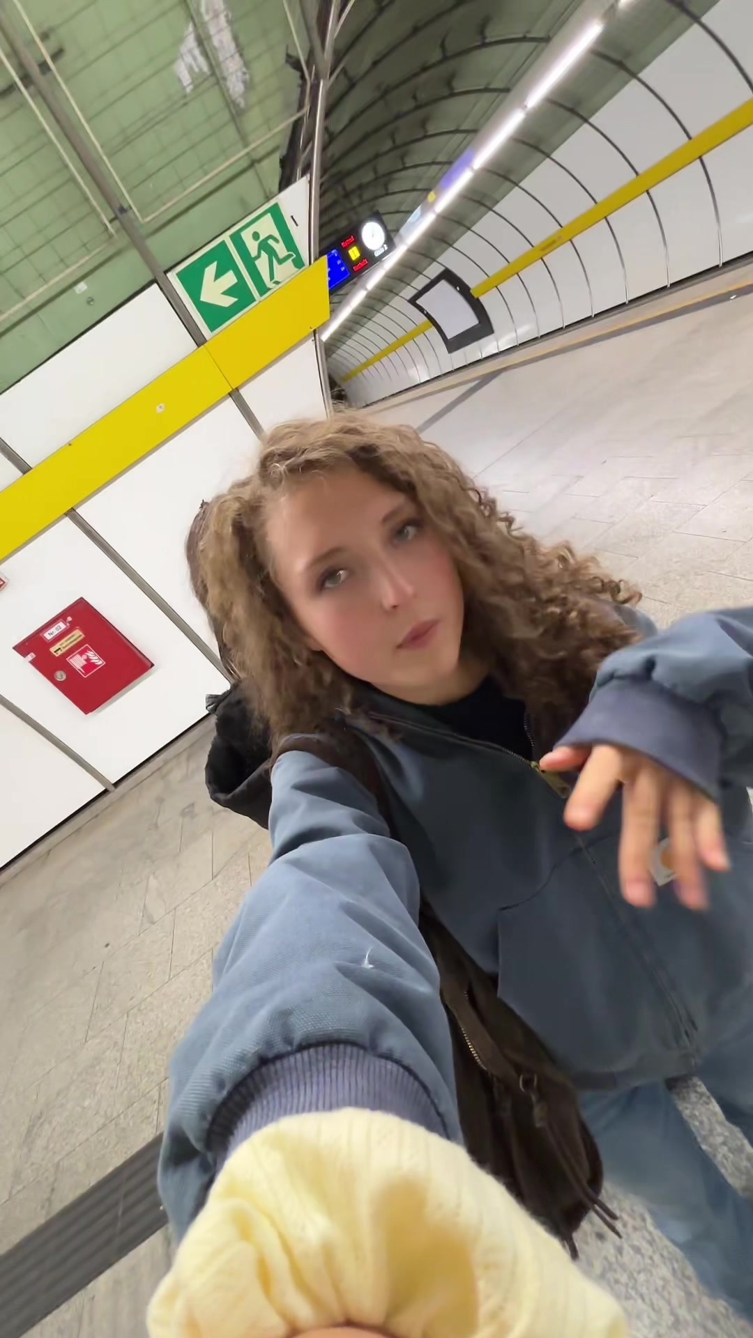 @ella.brinella