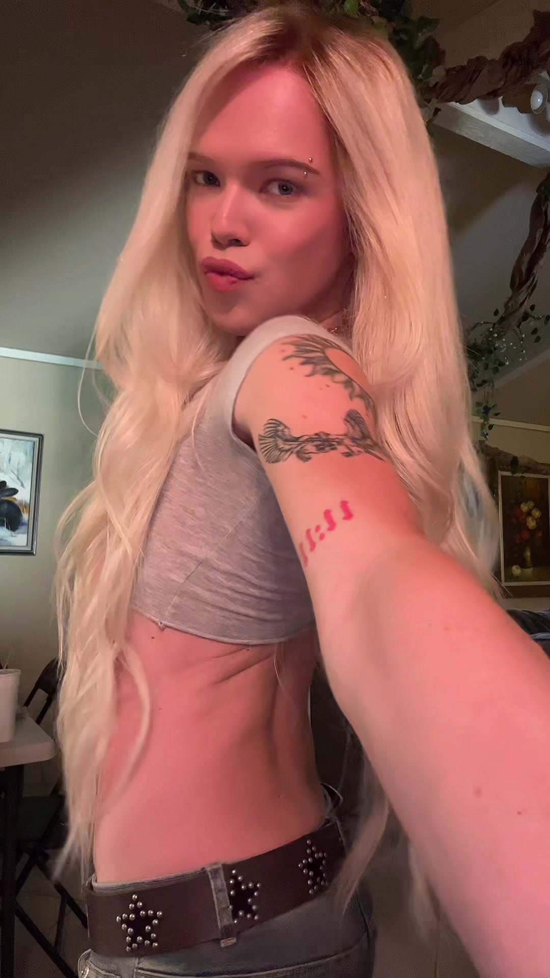 @J ⭐️
