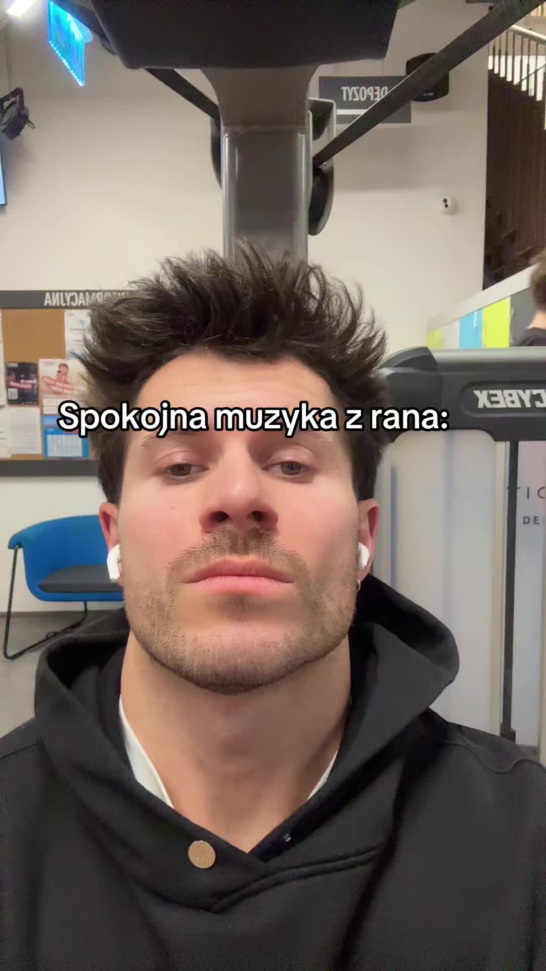 @Aleksander Siczek