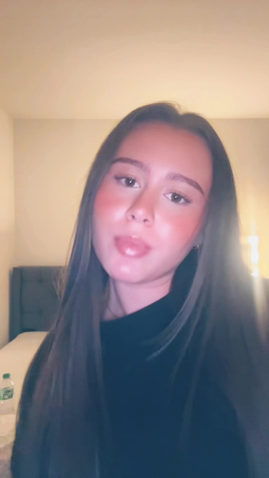 @Yllza