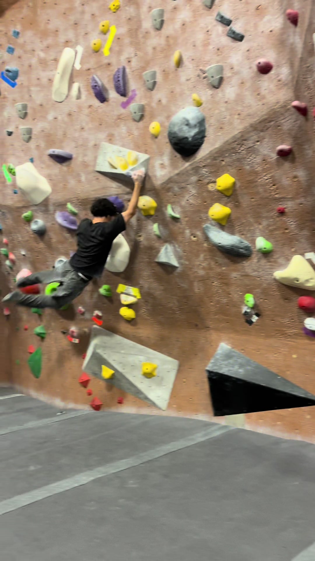 @emvclimbs