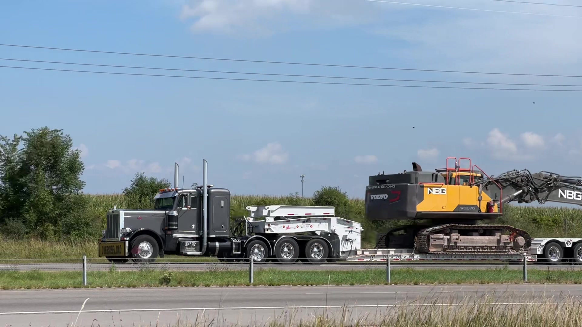 @WiscoBigRigs