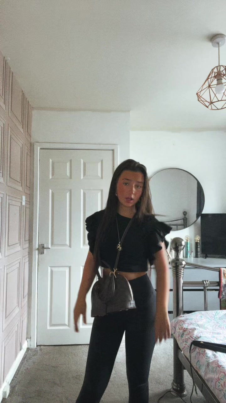 @eviealyssa✌🏽