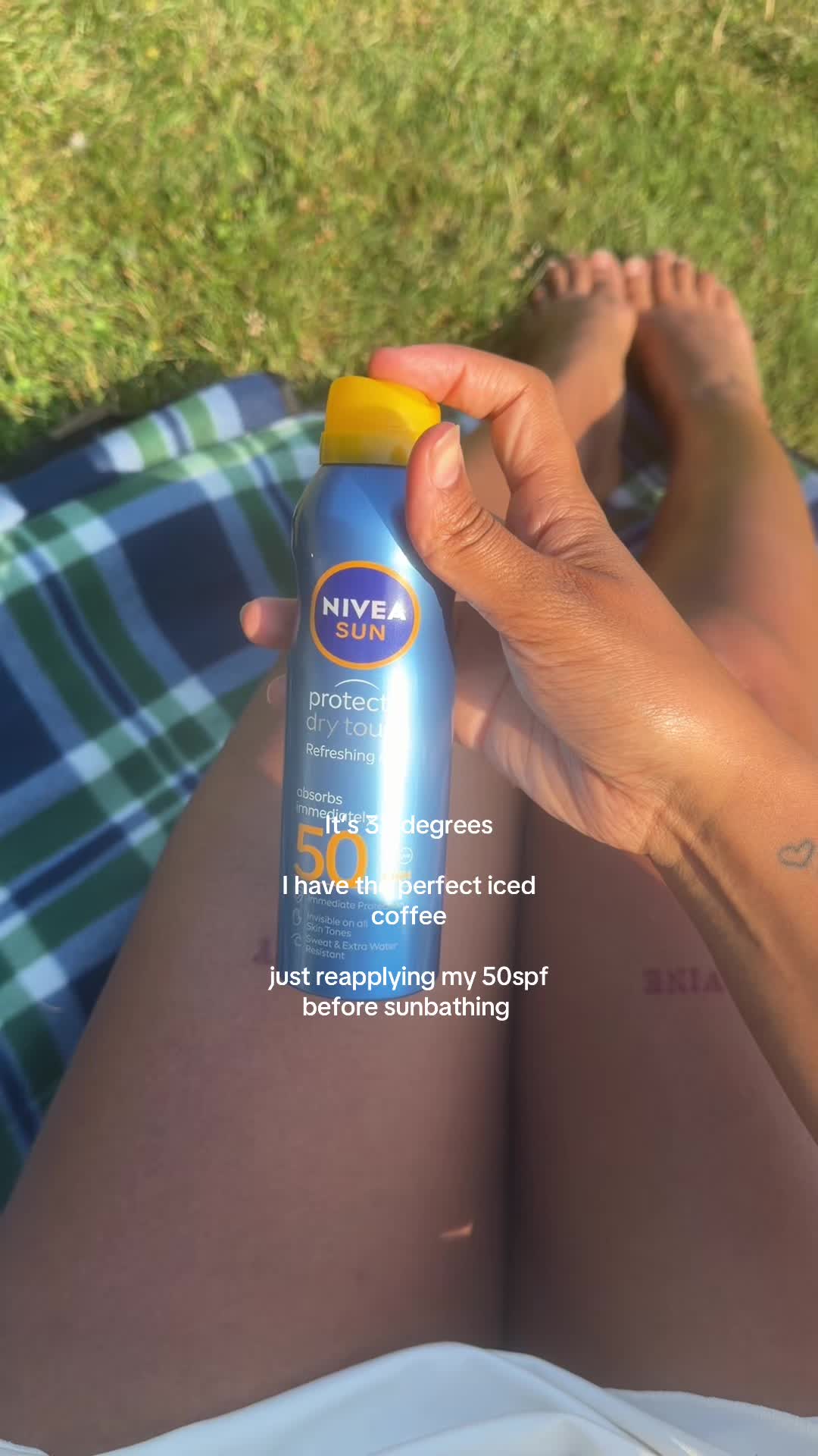 @Tia-Rae