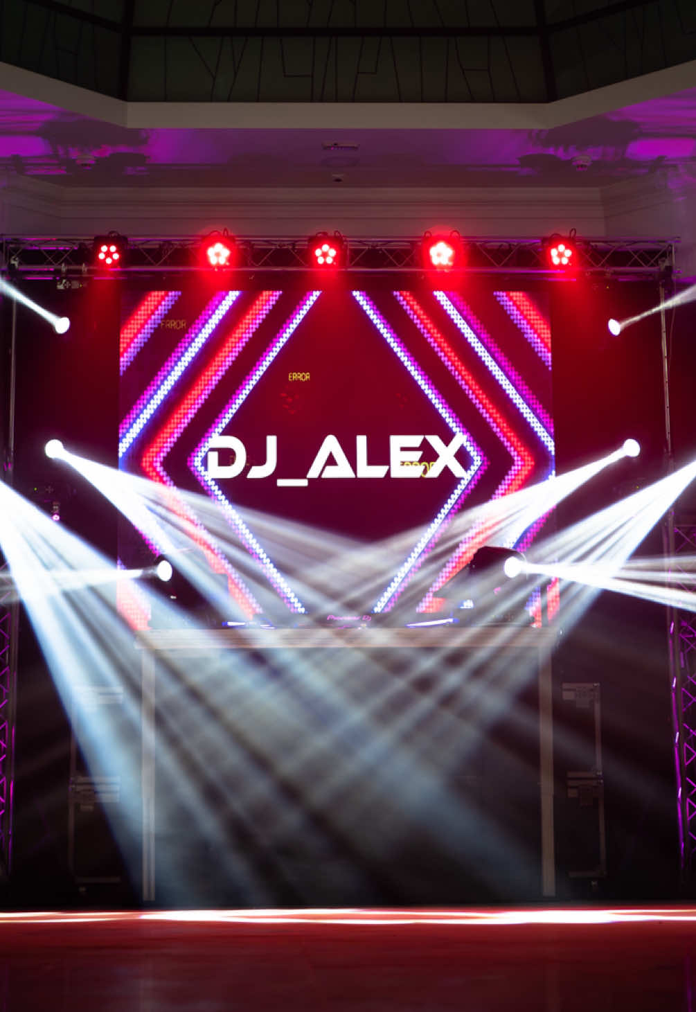 @Dj_Alex