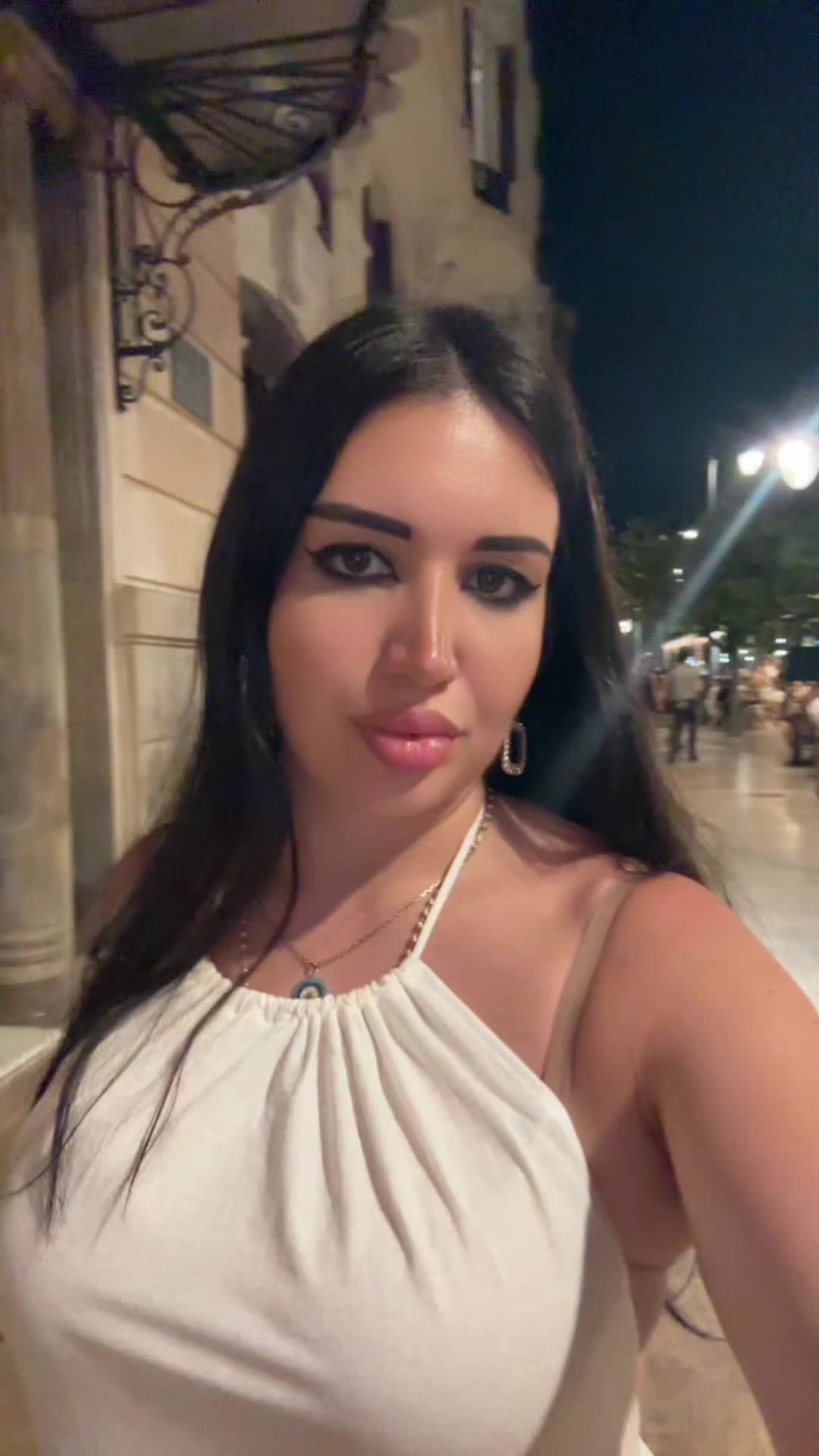 @nicoleonu