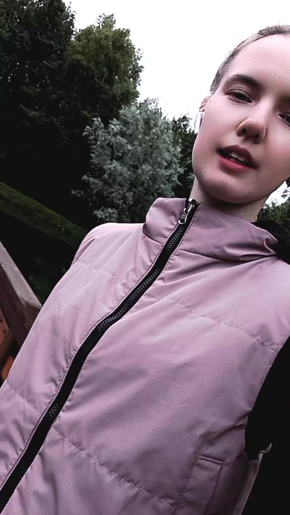 @sakyra