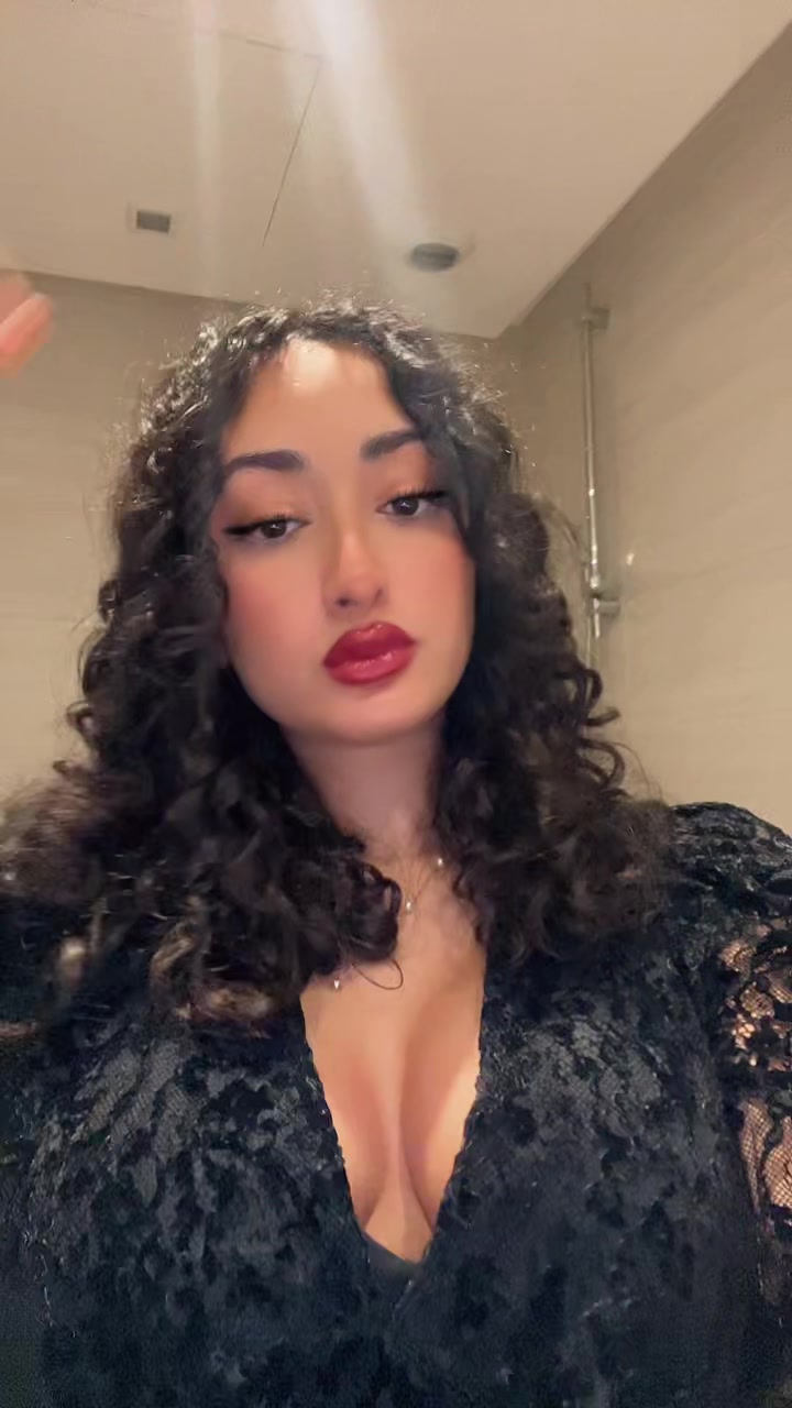 @💫