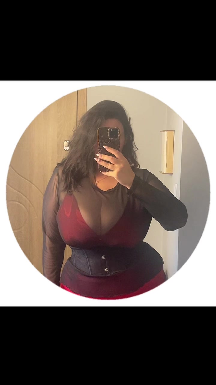 @Lady_In_Dreams🖤