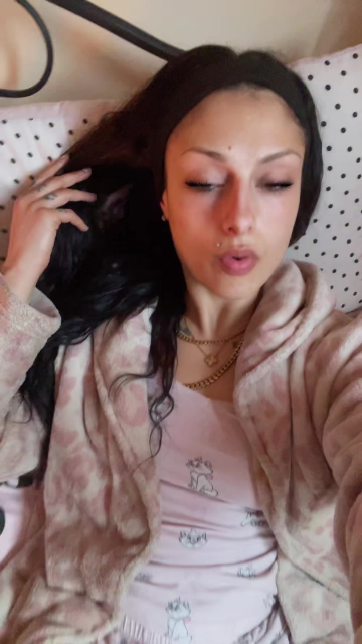 @1BIGBADBRAT
